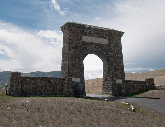 YELLOWSTONE ARCH